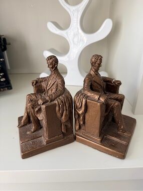 Vintage 1962 AUSTIN PRODUCTIONS Sculpture Lincoln Bookends X 2 Bronze Plaster